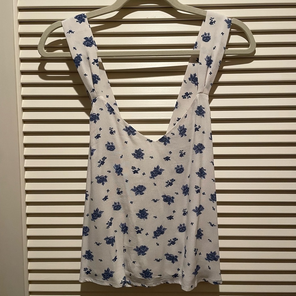 Sezane Hermione blue and white floral crop top size FR 36/US 4